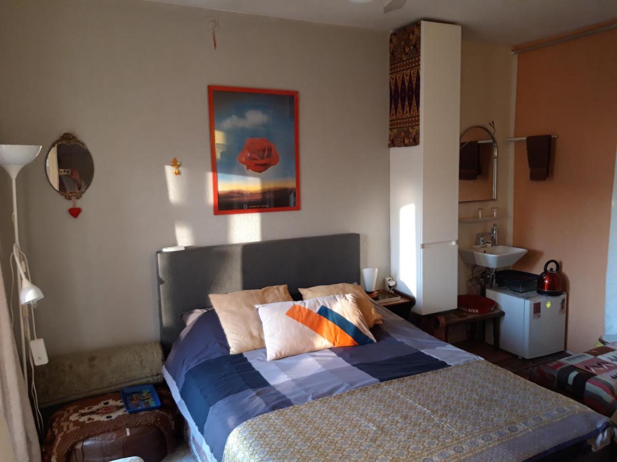 Homey Budget Bedroom 암스테르담 외부 사진