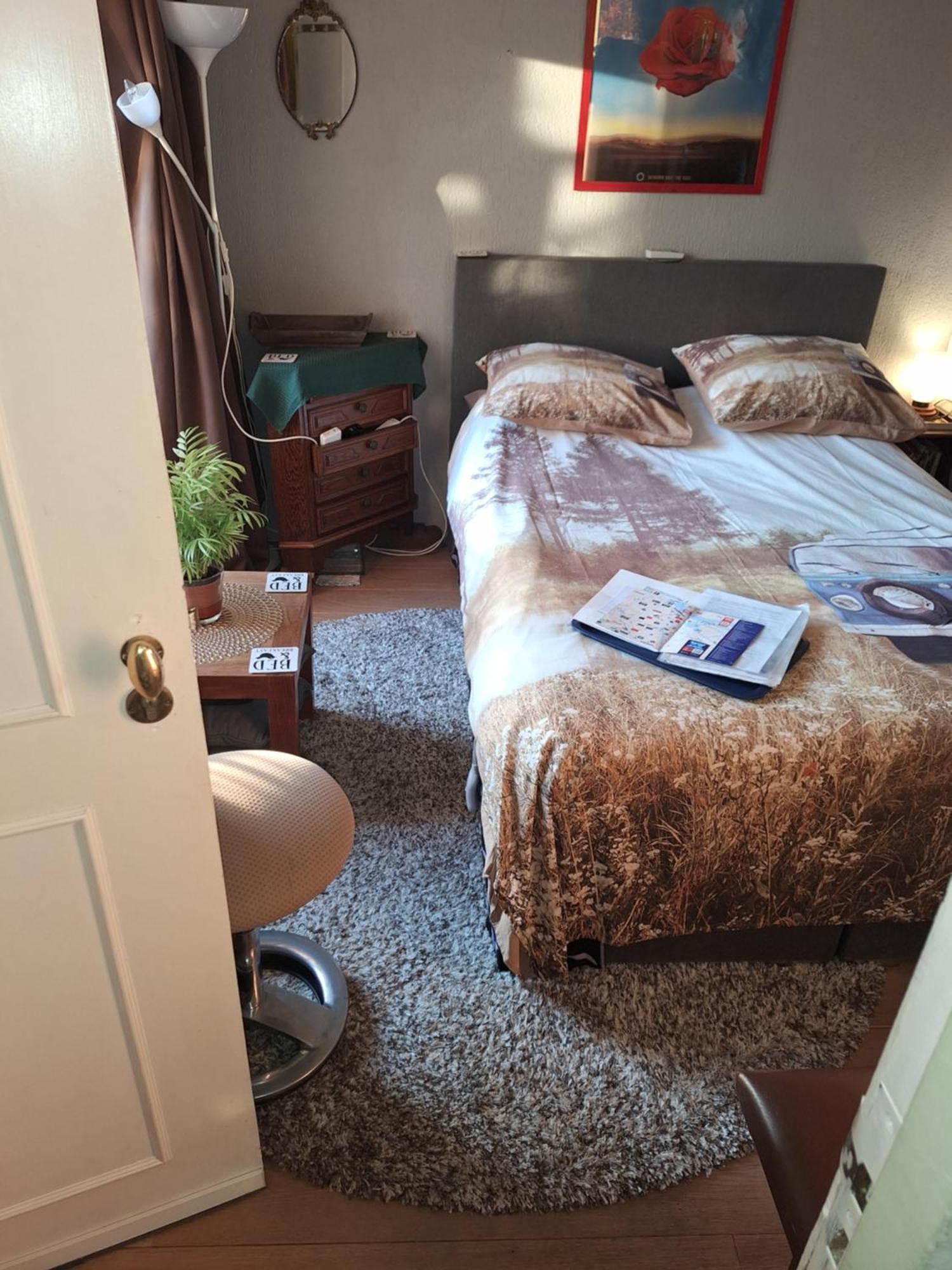 Homey Budget Bedroom 암스테르담 외부 사진